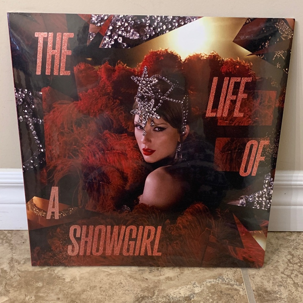 Taylor Swift The Life of a Showgirl Vinyl Tiny Bubbles Red Lipstick edition NEW